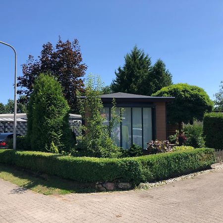 De Vlinder Luxe Chalet Op De Tien Heugten Schoonloo ภายนอก รูปภาพ